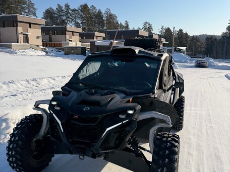 2023 BRP Can-Am Maverick R, чёрный, 4500000 рублей, вид 2