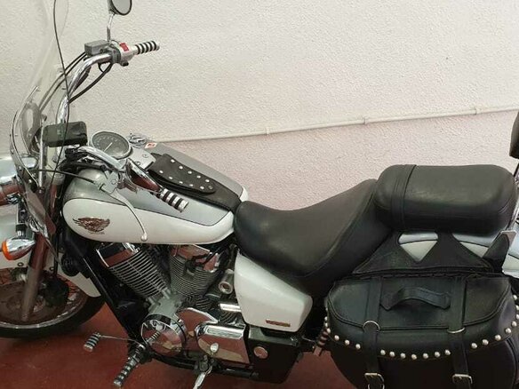 2005 Honda Shadow 750, белый, 550000 рублей