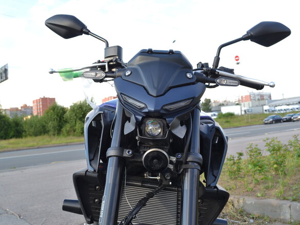 2023 Yamaha MT-03, белый - вид 16