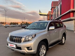 2012 Toyota Land Cruiser Prado 150 Series, серебристый, 4500000 рублей, вид 1