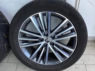 2023 Skoda Kodiaq I Рестайлинг, чёрный, 2972000 рублей, вид 5