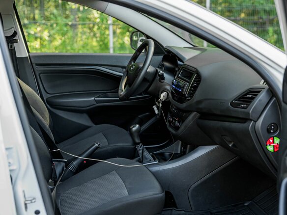 2020 Lada (ВАЗ) Vesta I, белый - вид 10