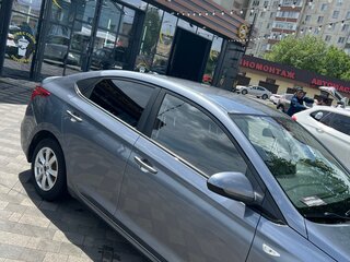 2019 Hyundai Solaris II, серый, 1236000 рублей, вид 3