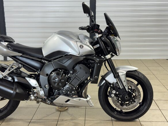 2011 Yamaha FZ1, серебристый, 695000 рублей - вид 9