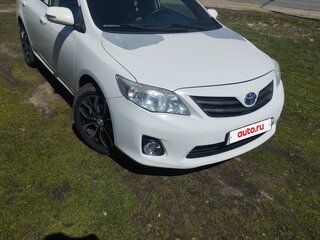 2012 Toyota Corolla X (E140, E150) Рестайлинг, белый, 830000 рублей, вид 1