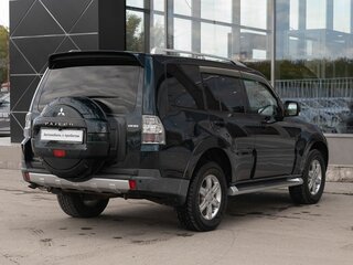 2008 Mitsubishi Pajero IV, зелёный, 1485000 рублей, вид 5
