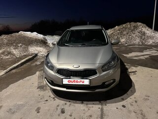 2013 Kia Ceed II, серебристый, 915000 рублей, вид 3