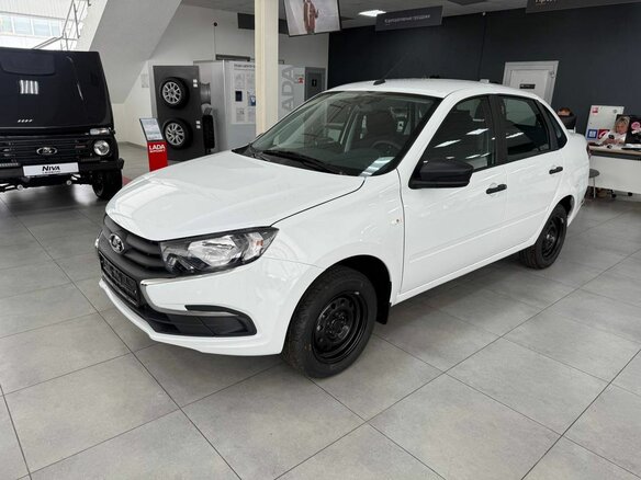 2026 Lada (ВАЗ) Granta I Рестайлинг, белый - вид 1