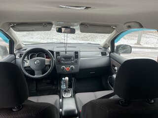 2013 Nissan Tiida I Рестайлинг, коричневый, 750000 рублей, вид 5