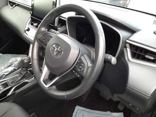 2022 Toyota Corolla Cross I, белый, 2090007 рублей, вид 3