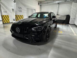 2022 Mercedes-Benz E-Класс AMG 53 AMG V (W213) Рестайлинг, чёрный, 11000000 рублей, вид 2