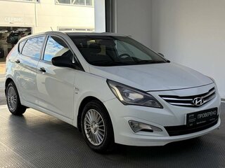2015 Hyundai Solaris I Рестайлинг, белый, 1030000 рублей, вид 3