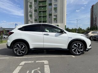2018 Honda Vezel I Рестайлинг, белый, 1800000 рублей, вид 3