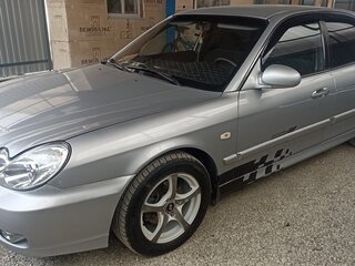 2005 Hyundai Sonata ТагАЗ IV (EF) Рестайлинг, серебристый, 850000 рублей, вид 3