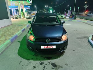 2010 Volkswagen Golf Plus II, серый, 590000 рублей, вид 3