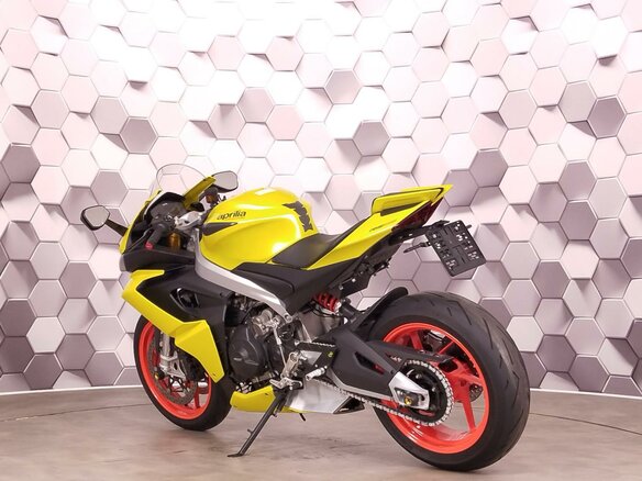 2021 Aprilia RS 660, жёлтый, 969000 рублей - вид 7