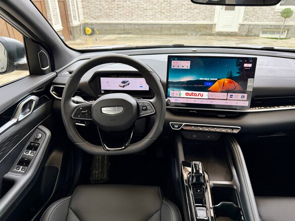 2025 Geely Coolray (Binyue Cool) I Рестайлинг, серебристый, 2450000 рублей - вид 15