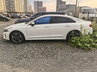 2020 Kia K5 III, белый, 2350000 рублей, вид 4