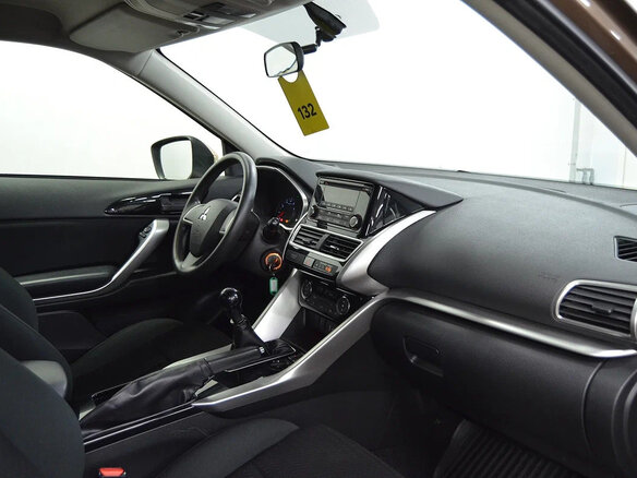 2018 Mitsubishi Eclipse Cross I, коричневый, 1400000 рублей - вид 6