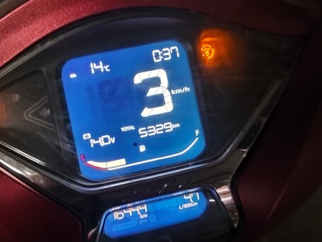 2022 Honda SH, красный, 800000 рублей, вид 1