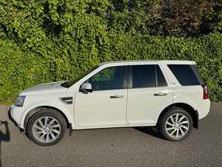 2010 Land Rover Freelander II Рестайлинг, белый, 1930000 рублей, вид 3