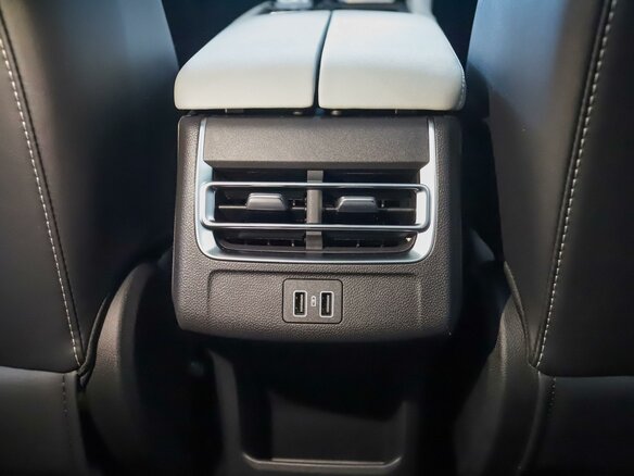 2025 Changan CS75 Plus III, серый, 4189900 рублей - вид 15