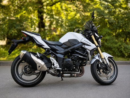 2014 Suzuki GSR 750, белый, 649000 рублей, вид 1