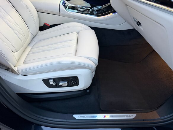 2024 BMW X5 40i IV (G05/G18) Рестайлинг, синий, 8800000 рублей - вид 27