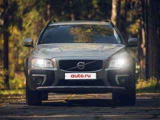 2013 Volvo XC70 II Рестайлинг, бежевый, 2849000 рублей, вид 3