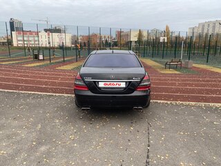 2008 Mercedes-Benz S-Класс 550 Long V (W221), чёрный, 1100000 рублей, вид 4