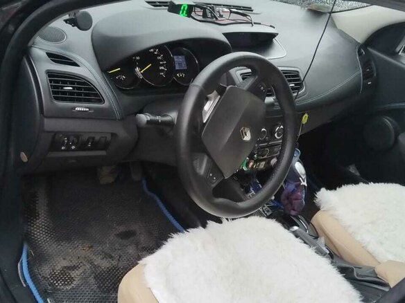 2011 Renault Fluence I, чёрный - вид 9