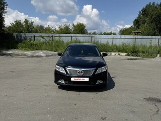2012 Toyota Camry VII (XV50), чёрный, 1800000 рублей, вид 3
