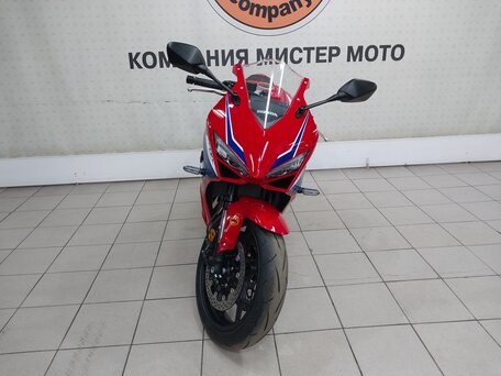 2025 Honda CBR 650R, красный, 1250000 рублей, вид 3