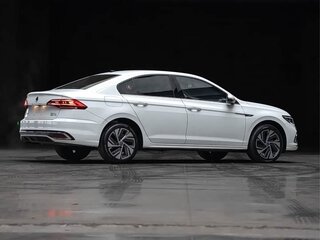 2022 Volkswagen Bora IV (China Market) Рестайлинг, белый, 1600000 рублей, вид 2