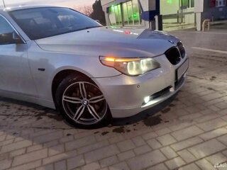 2006 BMW 5 серии 525xi V (E60/E61), серебристый, 850000 рублей, вид 3
