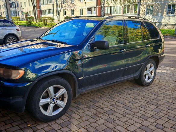 2001 BMW X5 3.0d I (E53), зелёный - вид 2