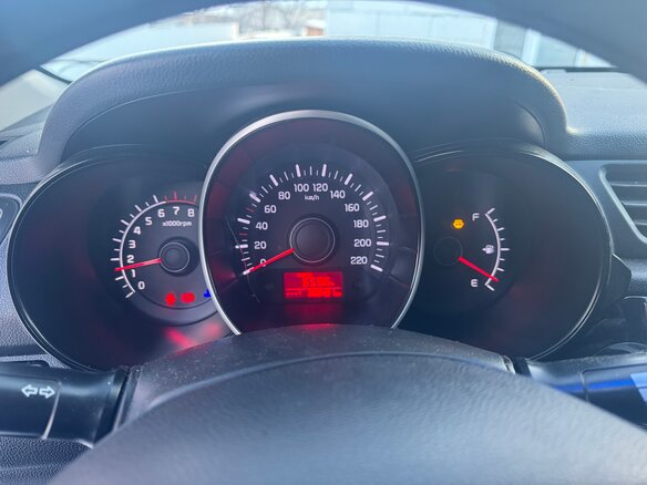 2015 Kia Rio III Рестайлинг, коричневый, 520000 рублей - вид 7