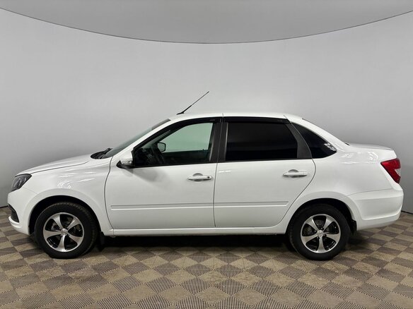 2023 Lada (ВАЗ) Granta I Рестайлинг, белый, 850000 рублей - вид 2