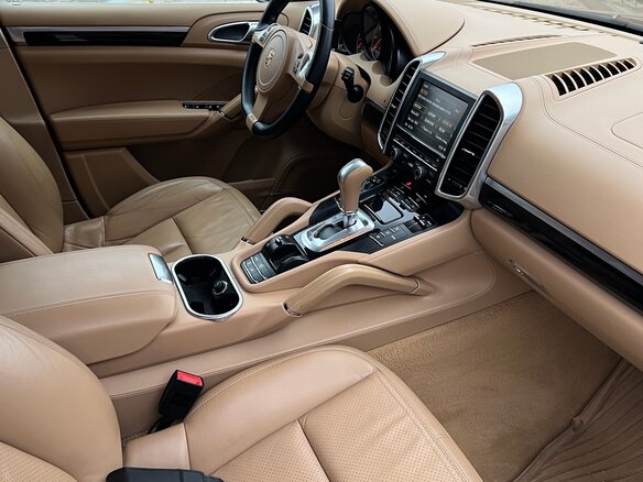 2010 Porsche Cayenne II (958), чёрный, 1980000 рублей - вид 7