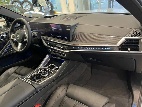 2026 BMW X6 40d III (G06) Рестайлинг, серый, 17790000 рублей - вид 12