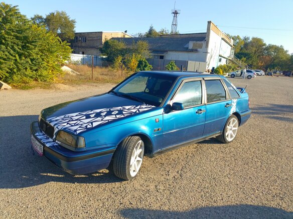 1994 Volvo 440, синий, 310000 рублей - вид 1