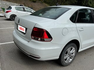 2018 Volkswagen Polo V Рестайлинг, белый, 1370000 рублей, вид 4