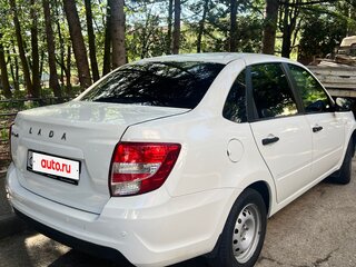 2019 Lada (ВАЗ) Granta I Рестайлинг, белый, 700000 рублей, вид 3