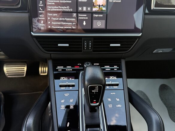 2019 Porsche Cayenne Turbo III, серый, 5700000 рублей - вид 34
