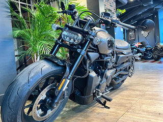 2023 Harley-Davidson Sportster S, серебристый, 1650000 рублей, вид 5