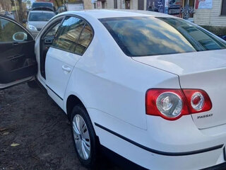 2010 Volkswagen Passat B6, белый, 590000 рублей, вид 3