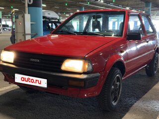 1985 Toyota Starlet III (P70), красный, 215000 рублей, вид 3