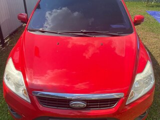 2010 Ford Focus II Рестайлинг, красный, 750000 рублей, вид 1