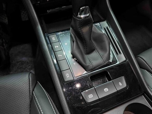 2022 Skoda Superb III Рестайлинг, чёрный - вид 13
