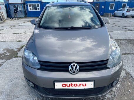 2011 Volkswagen Golf Plus II, серый, 760000 рублей, вид 2